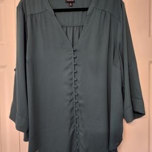Flowy, polyester blouse